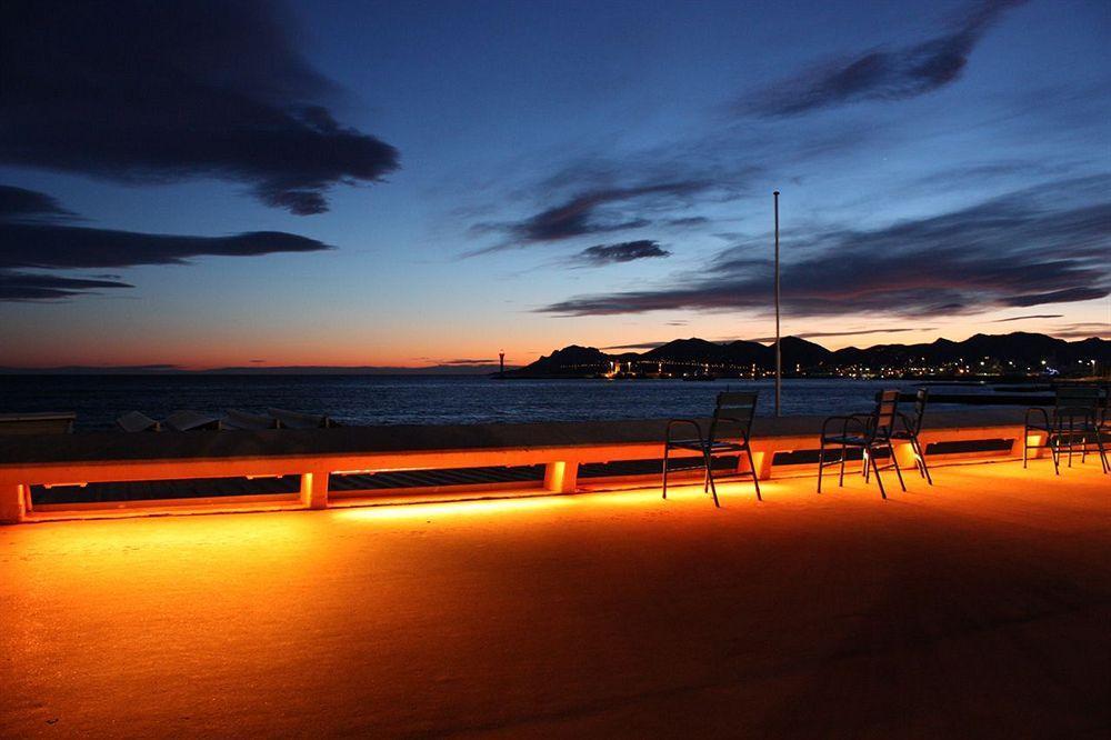 Azurene Royal Hotel Cannes Exterior foto