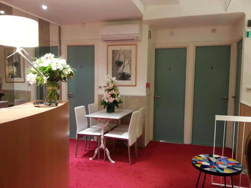 Azurene Royal Hotel Cannes Exterior foto